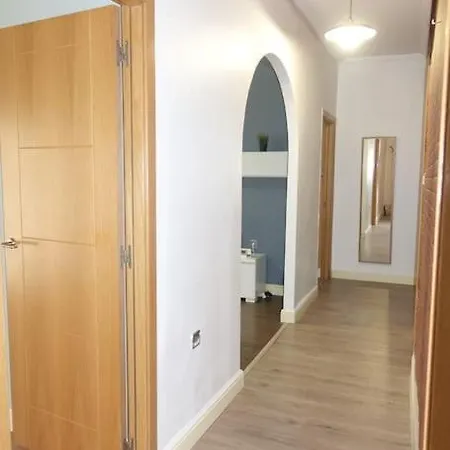 Antolin Yellow Door Ponferrada Exterior photo